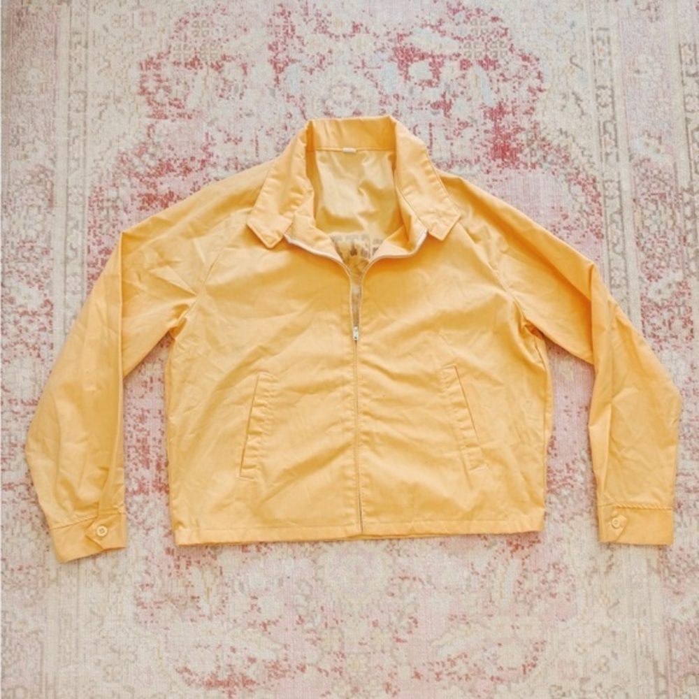Men’s Vintage 1970s Lightweight Peach Zip-Front Jacket